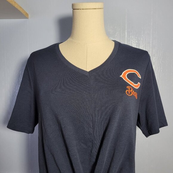 NFL Team Apparel Woman's Medium Navy Blue Chicago Front Knot Shortsleeve T-Shirt - Picture 2 of 10